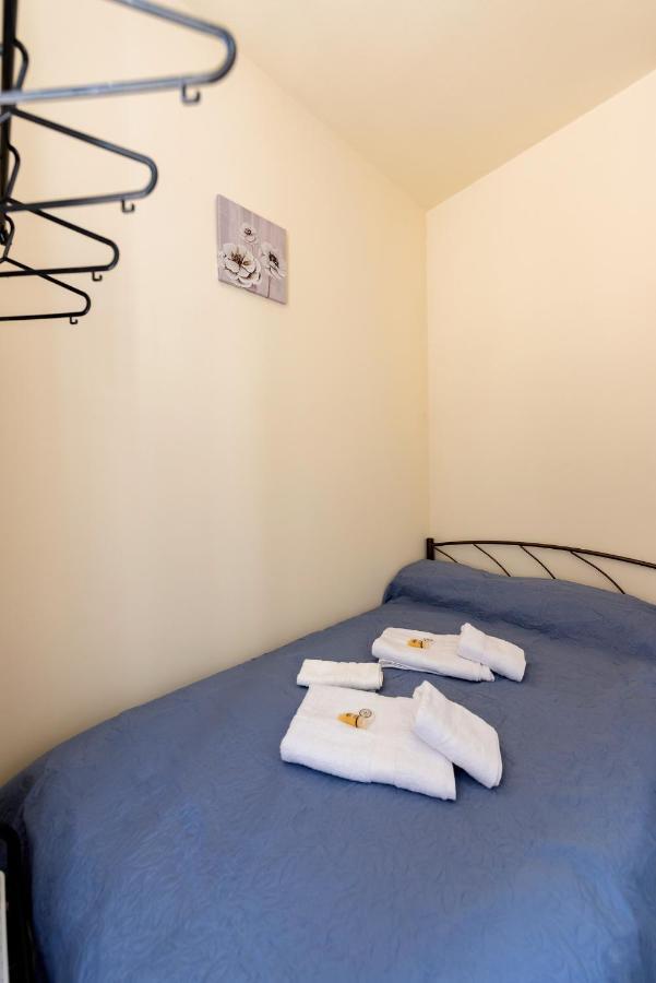 Appartement Pure Urban Bedboxes Acropolis Metro Petralona à Athènes Extérieur photo