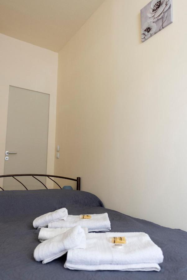 Appartement Pure Urban Bedboxes Acropolis Metro Petralona à Athènes Extérieur photo